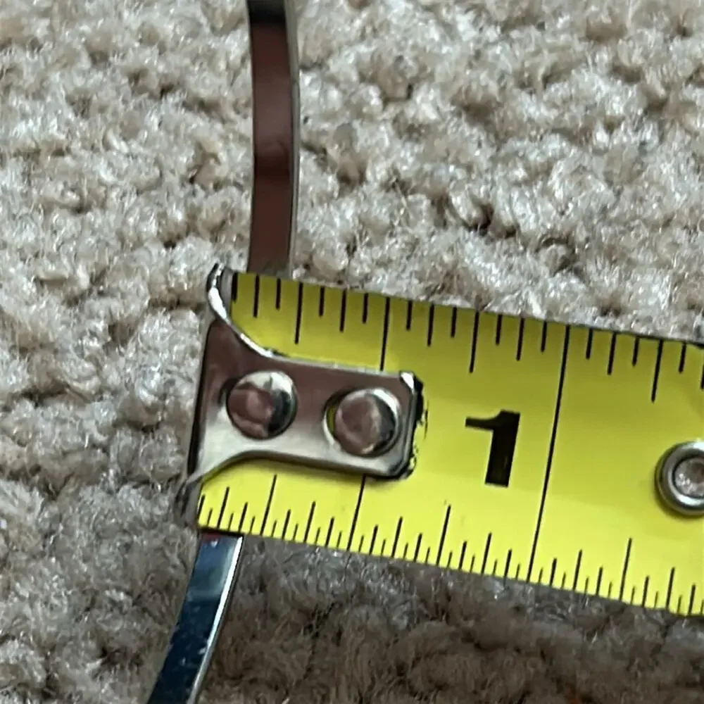 Women’s vintage dainty silver tone bangle bracelet one size‎ measurements shown